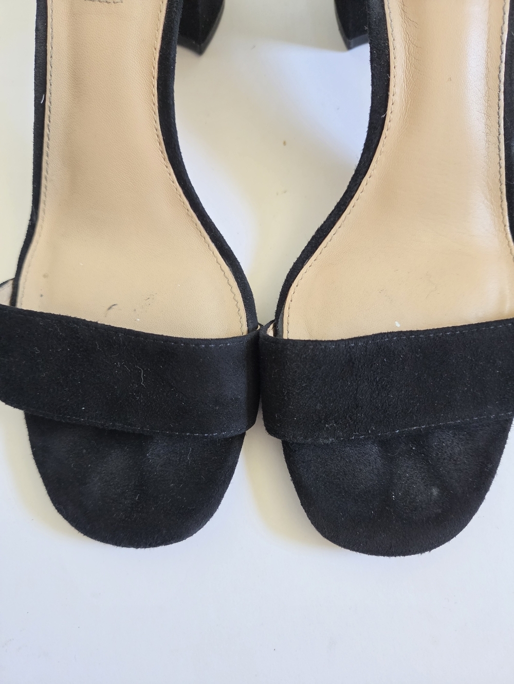 Antonio Melani Odella black suede ankle strap block heel sandals sz 8 - Picture 2 of 6